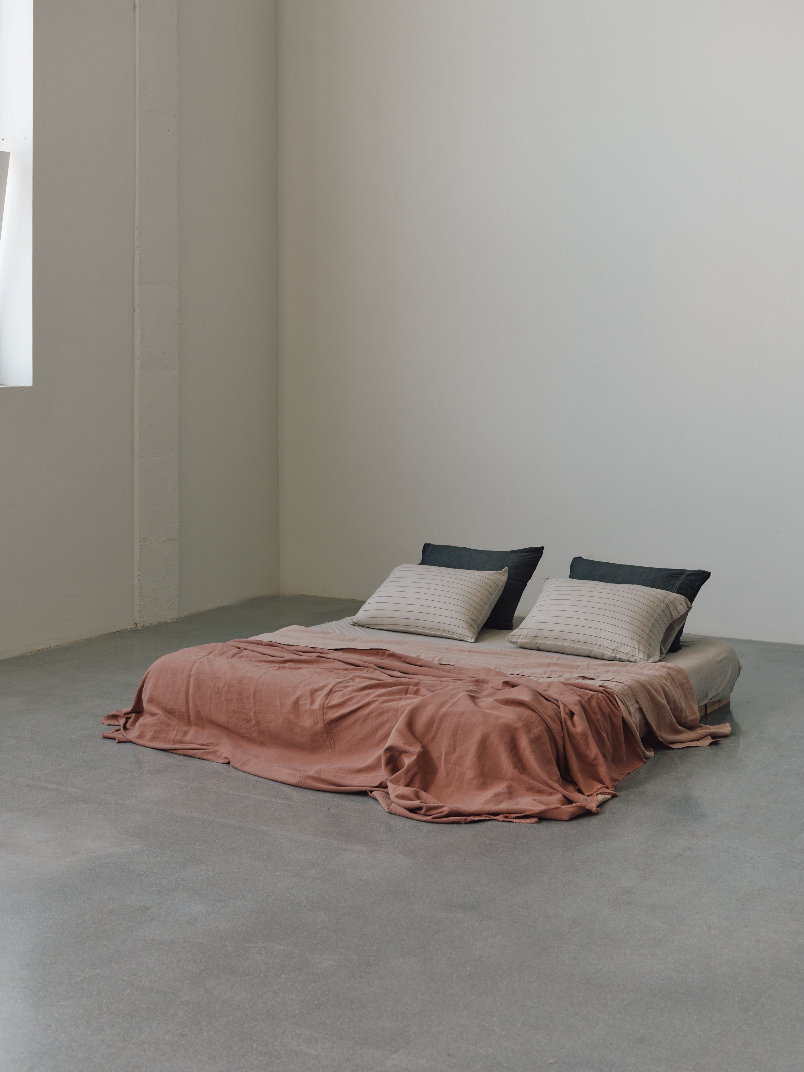 Mikmax lookbook pink and brown cotton bedding